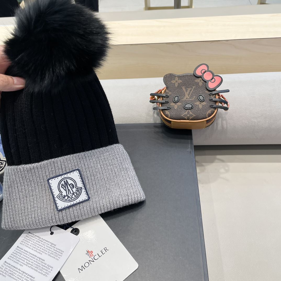 Moncler Caps